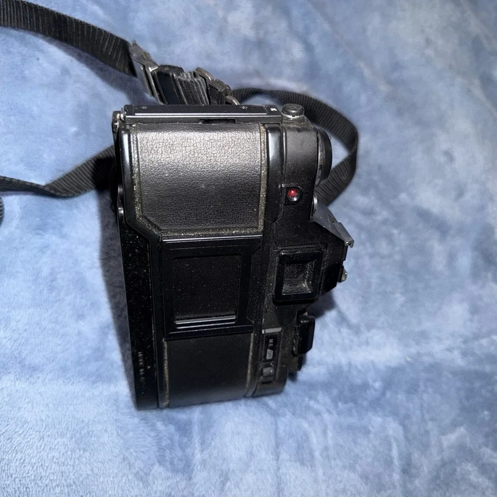 Konica Autoreflex T4 SLR, 50mm F1.7 Lens